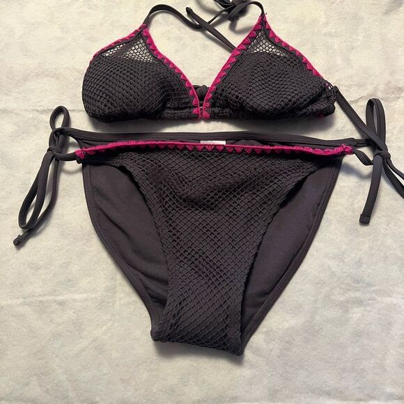 Xhilaration Bikini - Picture 1 of 4